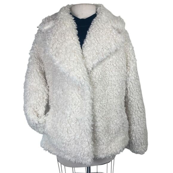 Michael Kors Jackets & Blazers - NEW Michael Kors L Faux Sherpa coat “ Fall 2024” medium length ivory
